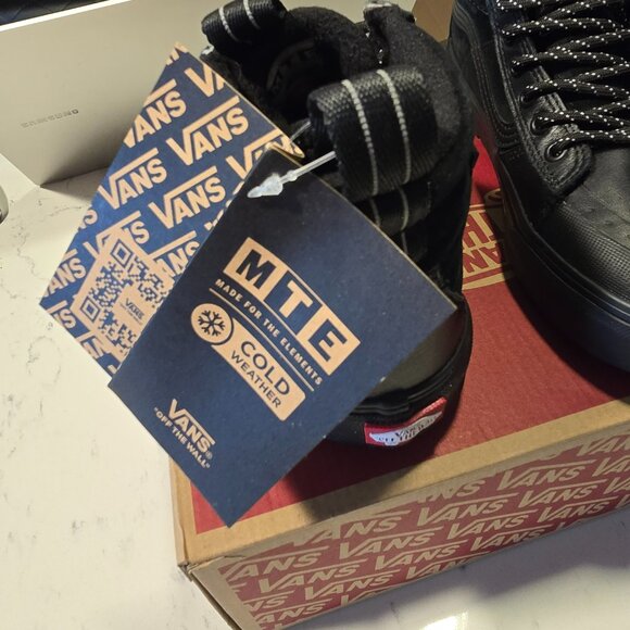Vans Women's MTE-2 - Size 6 - Picture 6 of 8